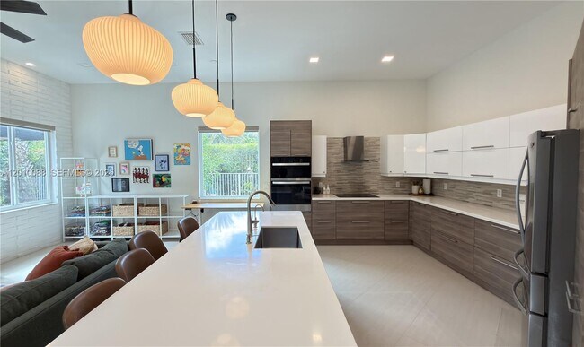 Building Photo - 3829 Heron Ridge Ln