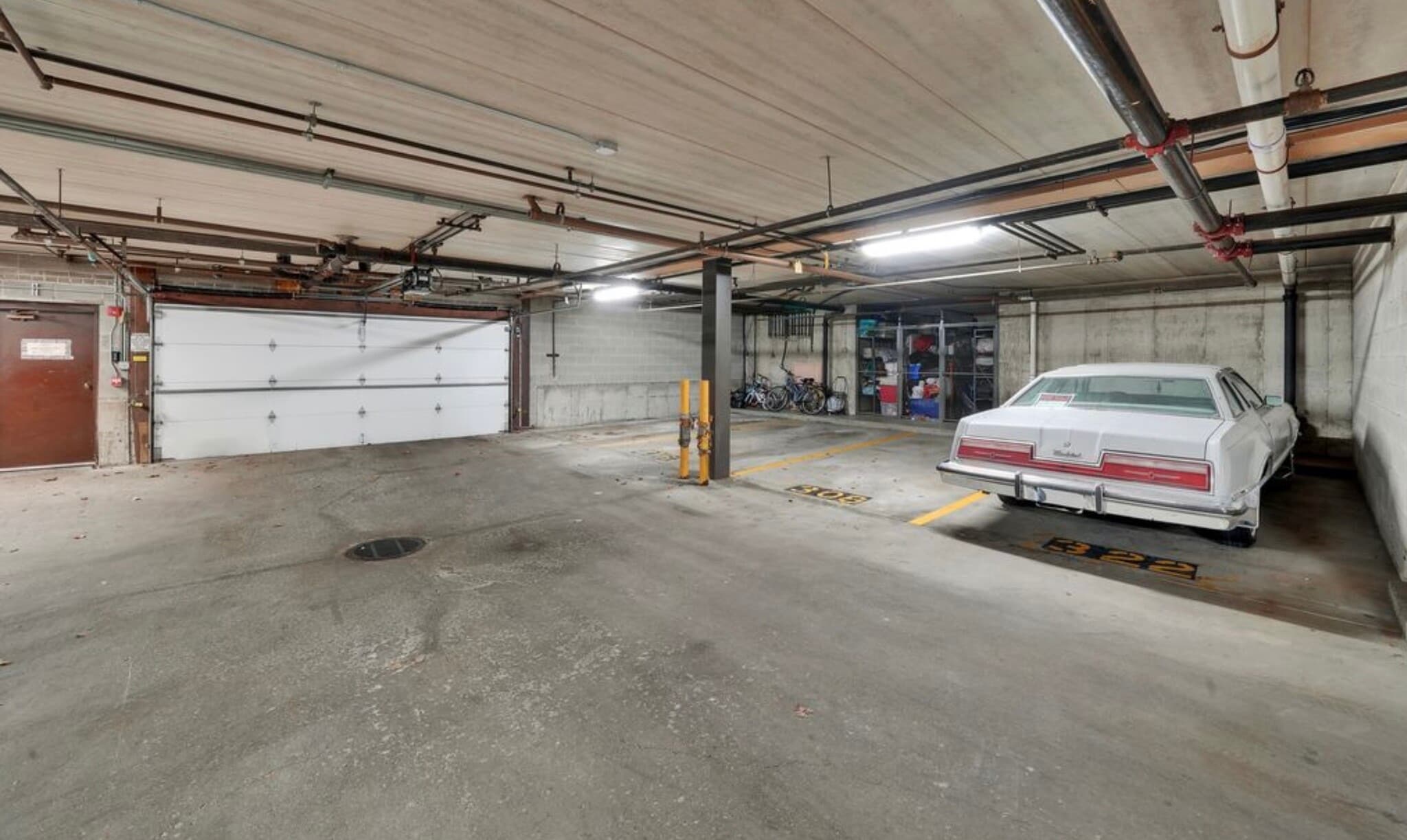 Building Photo - 10351 Menard Ave