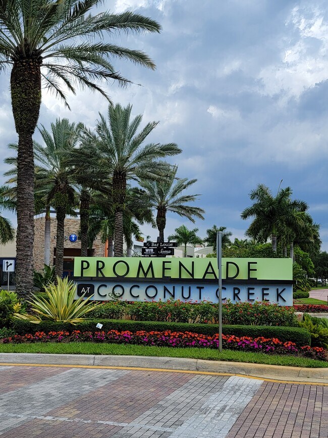 Building Photo - 3919 Passion Flower Rd