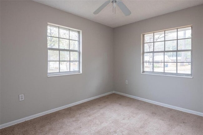 Building Photo - 4046 Doster St SW