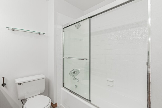 Building Photo - 3BD, 2.5BA Boulder Townhome with 2 Parking Spots