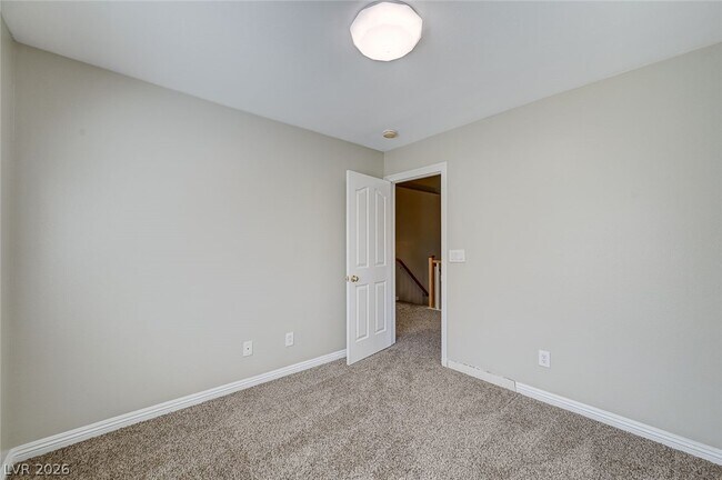Building Photo - 8749 Horizon Wind Ave