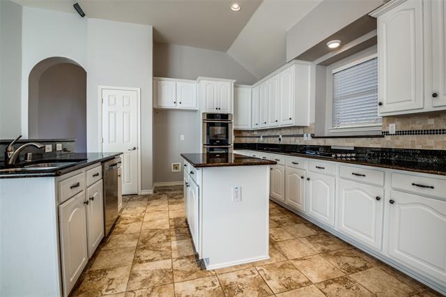 Building Photo - 1416 Sussex Dr