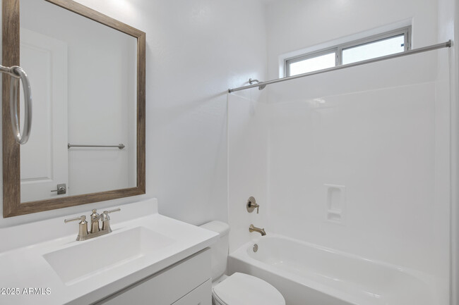 Building Photo - 3624 N 59th St