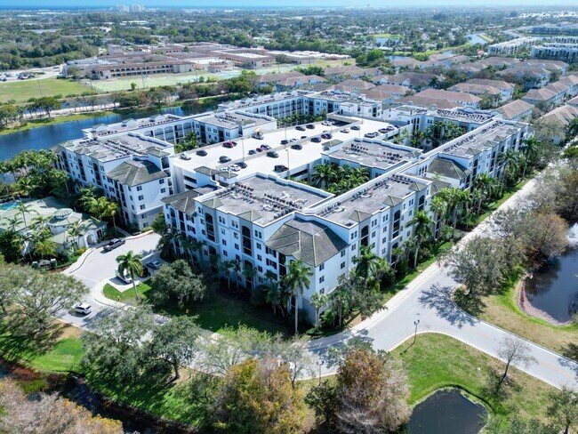 Building Photo - 1660 Renaissance Commons Blvd