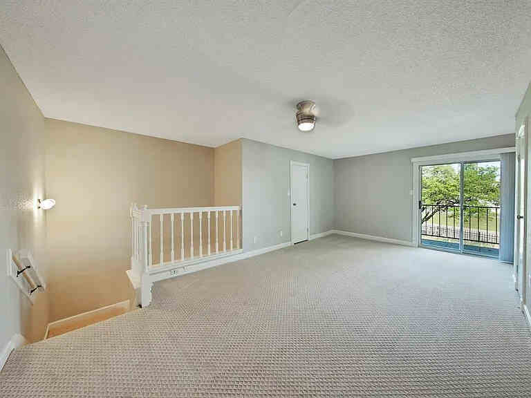 Building Photo - 2120 El Paseo St
