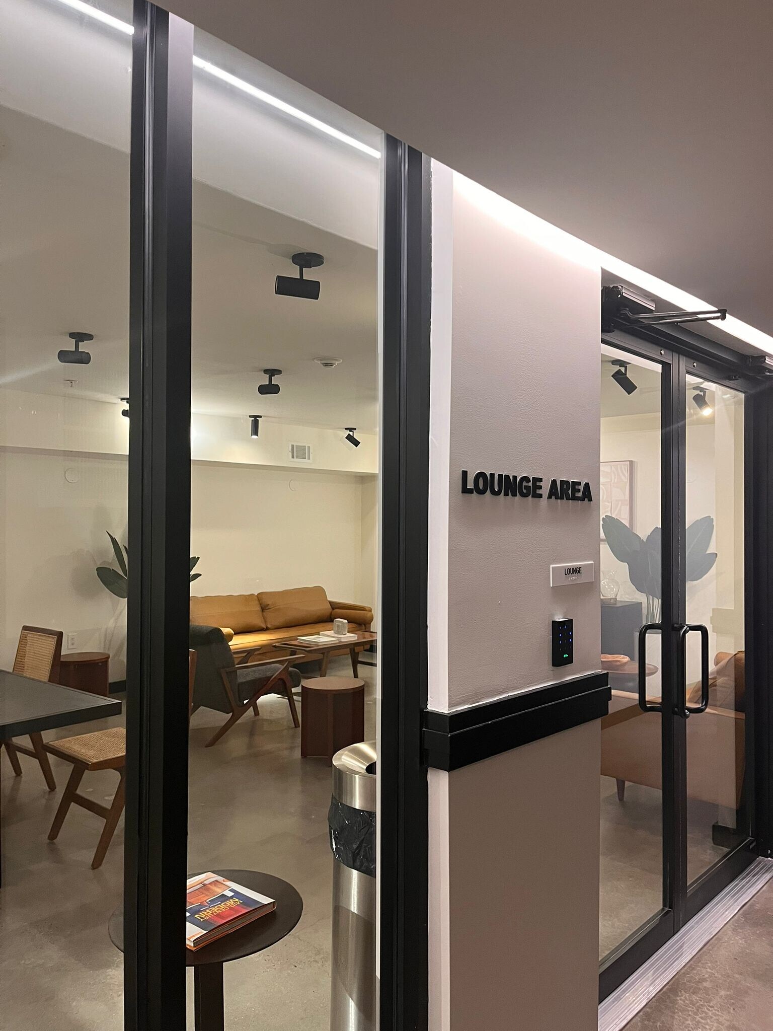 Building Photo - 329 Pacific Ave