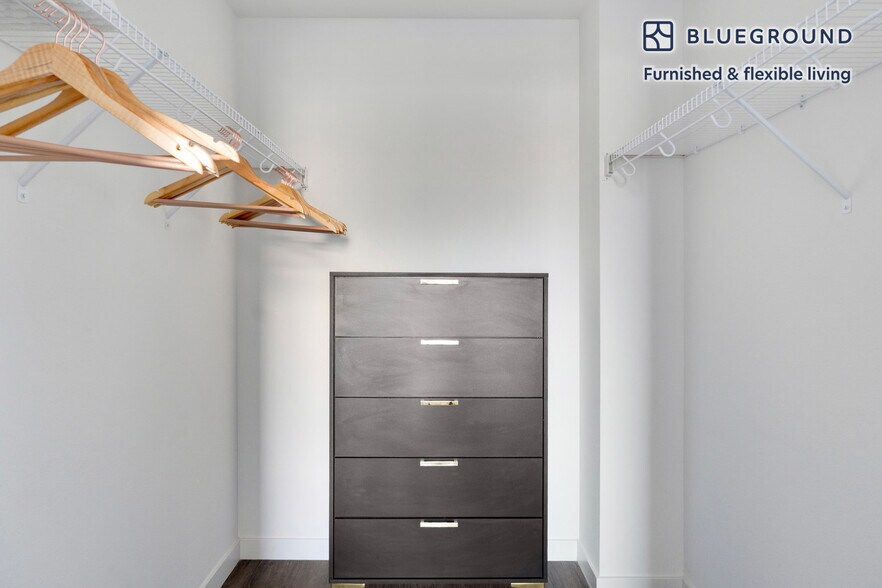 Building Photo - 1502 Fawcett Ave