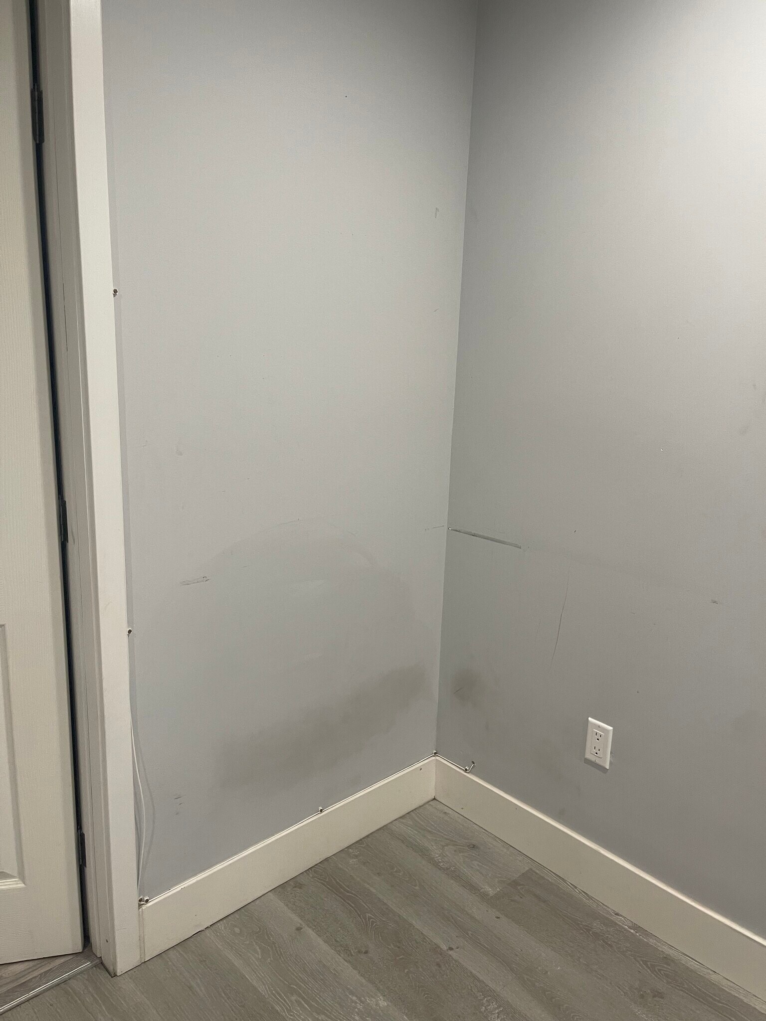 Building Photo - 12662 Bradley Ave