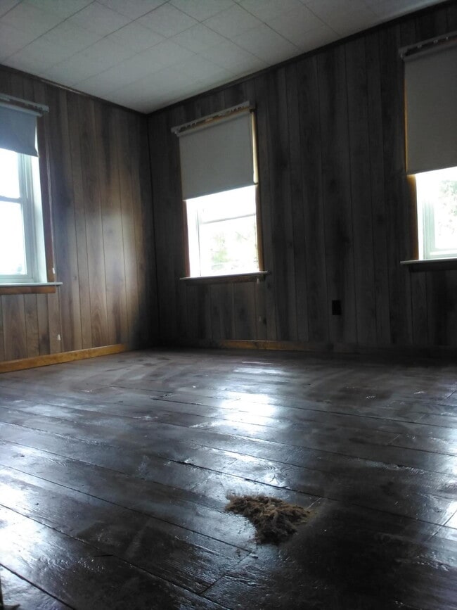 Building Photo - Discover your new home in the picturesque ...