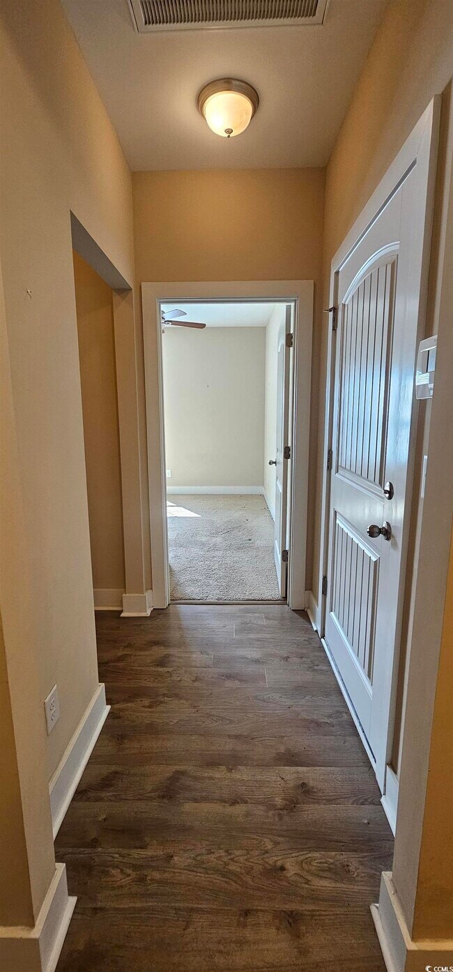 Building Photo - 317 Brighton Pl