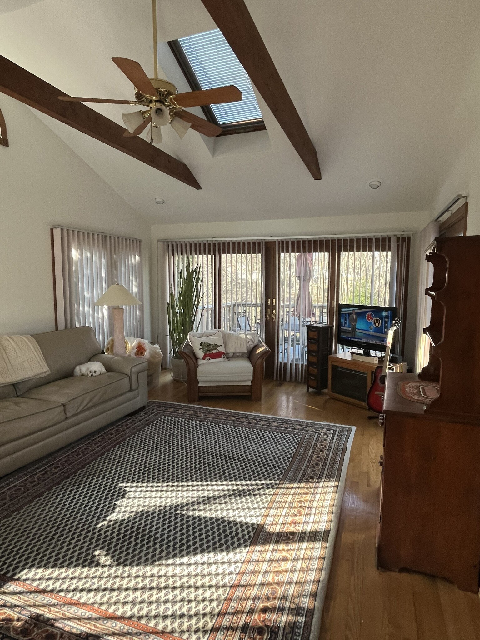 Building Photo - 411 East St