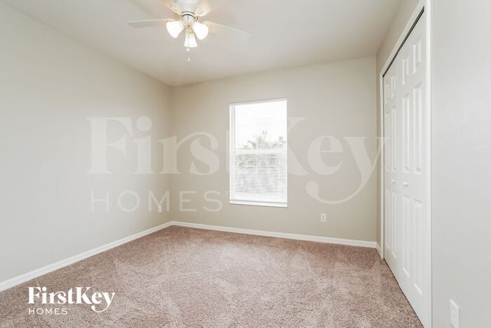 Building Photo - 6480 Maytree Cir
