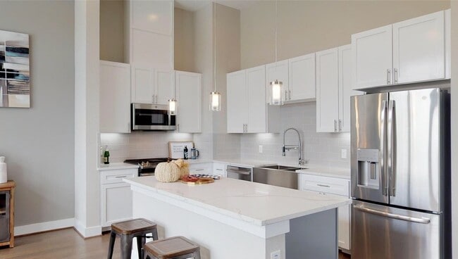 Building Photo - 7704 Nasser Ln
