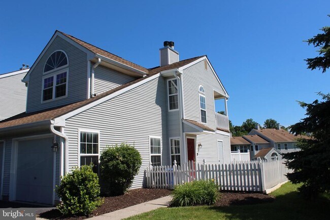 Building Photo - 543 Cedar Hollow Dr