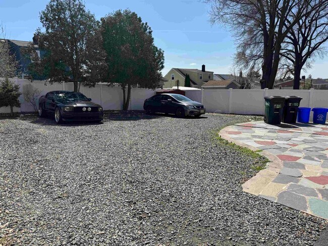 Building Photo - 54 Brighton Ave