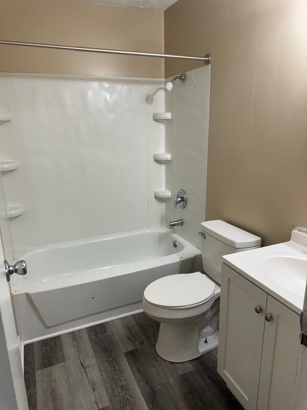 Building Photo - 9507 E 39th Pl