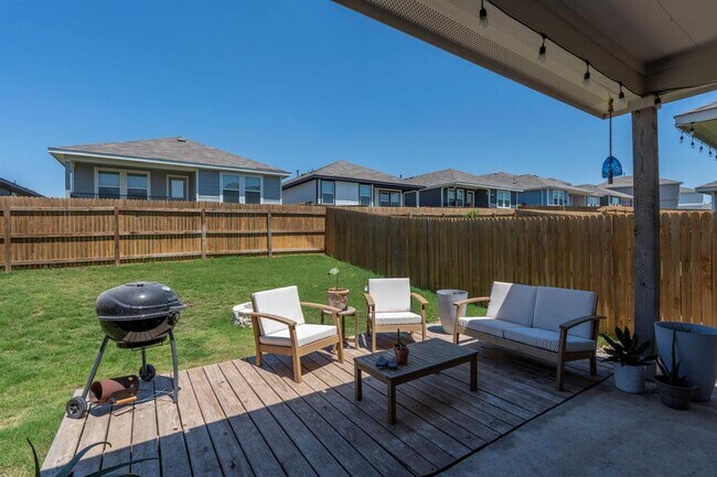 Building Photo - 12404 Silversmith Ln