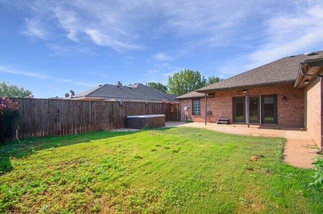 Building Photo - 4910 102nd St