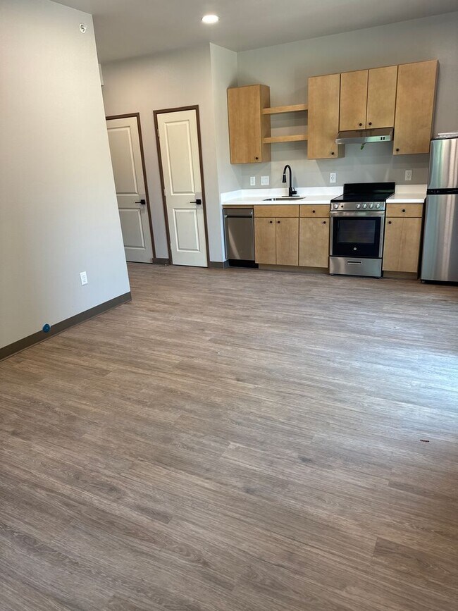 Building Photo - Beautiful, Brand New One Bedroom Near CSU!