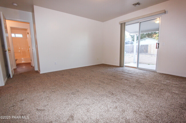 Building Photo - 7212 E Burro Ln