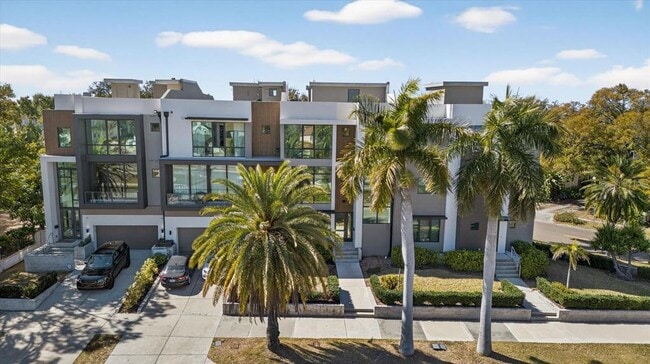 Building Photo - 94 W Davis Blvd