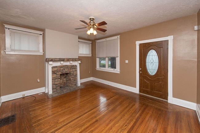 Building Photo - NORWOOD-  UNIT #1, 2+ bedroom 1.5 BATH W/ GARAGE /OVERSIZED YARD/DECK