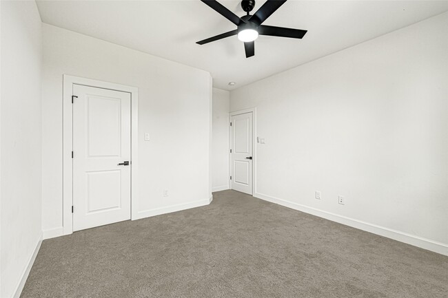 Building Photo - 3613 Gano St