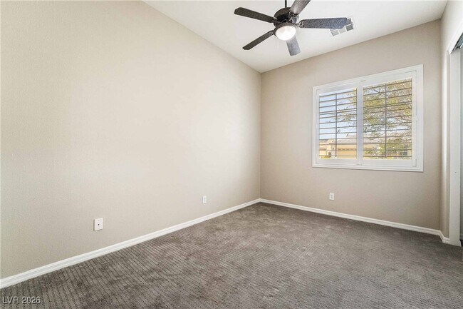 Building Photo - 2475 Blackcraig St