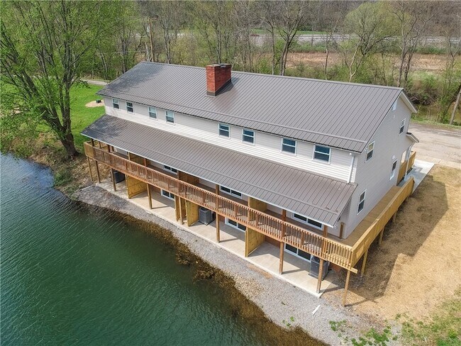 Building Photo - 153 Kathleen Dr