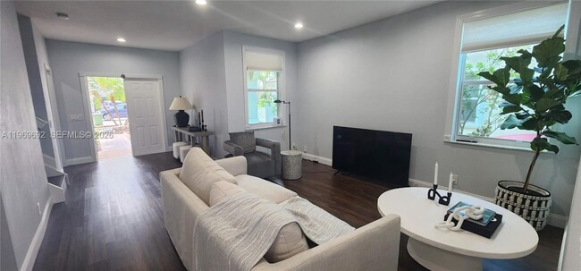 Building Photo - 833 Vista Meadows Dr