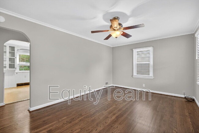 Building Photo - 7020 La Boiteaux Ave