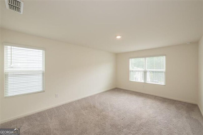 Building Photo - 2688 Toucan Wy