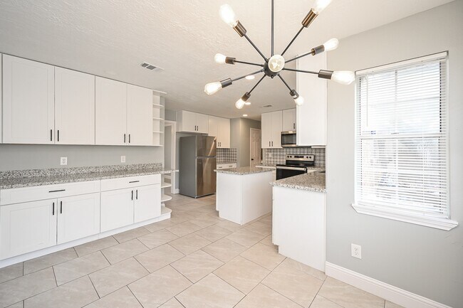 Building Photo - 22103 Joshua Kendall Ln