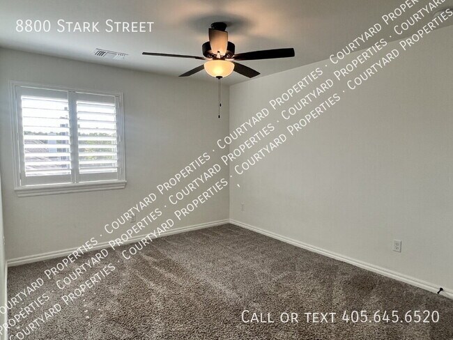 Building Photo - 8800 Stark St
