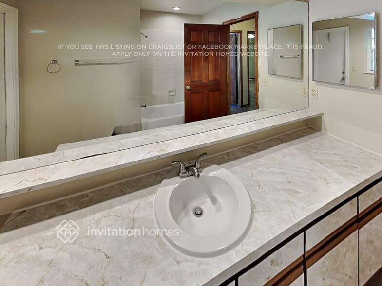 Building Photo - 3638 Cold Creek Dr