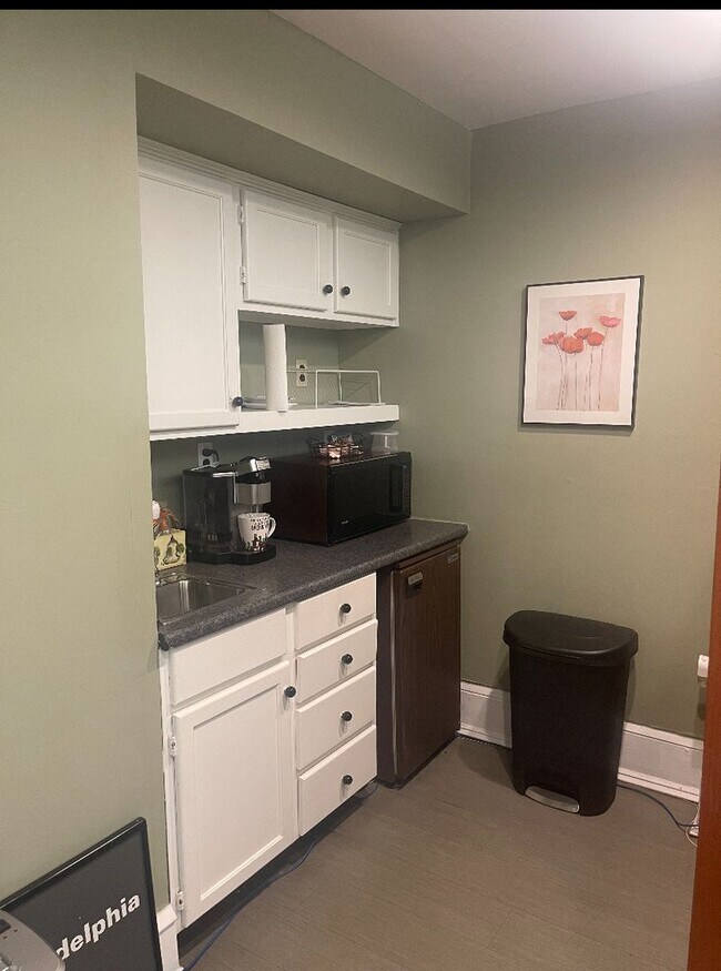 Building Photo - 1608 Spruce St