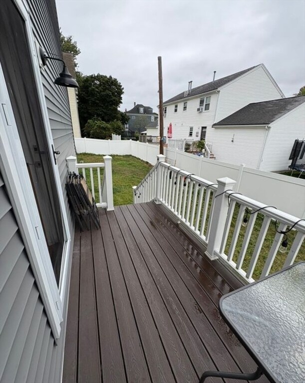 Building Photo - 21 Walnut Ave