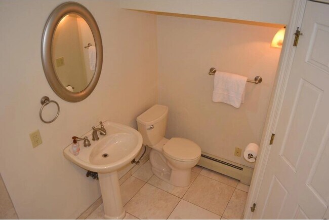 Bathroom - LL - 1003 21st Ave SE