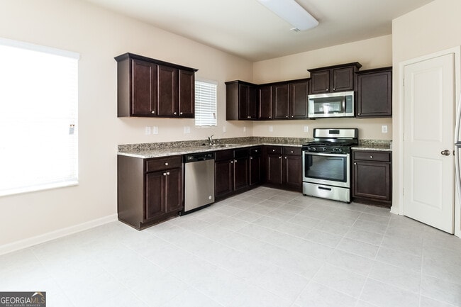 Building Photo - 2260 Clapton Ct