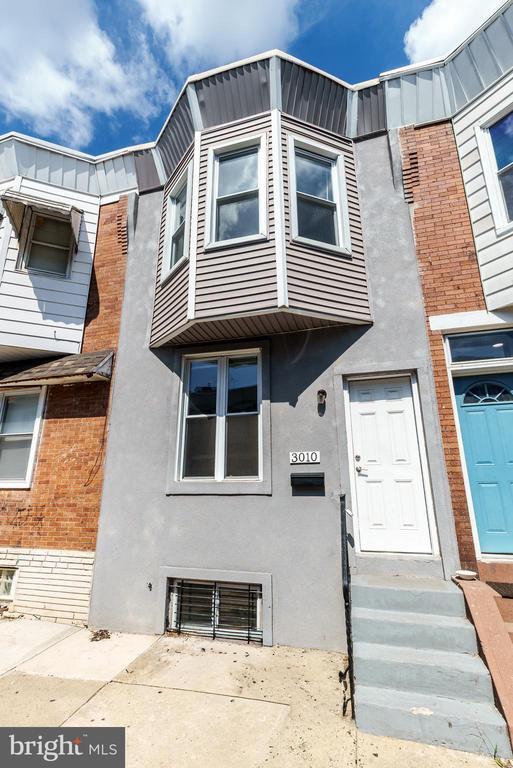 Primary Photo - 3010 Agate St