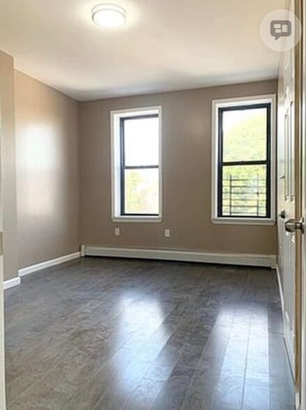 Building Photo - 93-38 43rd Ave