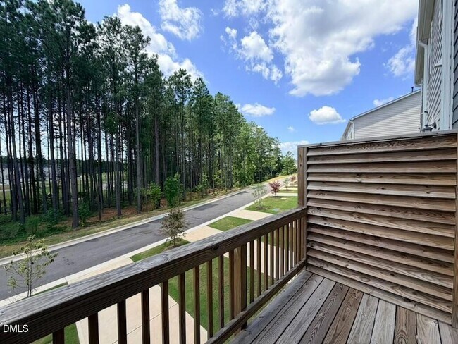 Building Photo - 451 Carolina Spgs Blvd