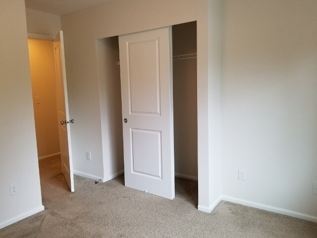 Building Photo - Pet Friendly Tumwater Hill Home