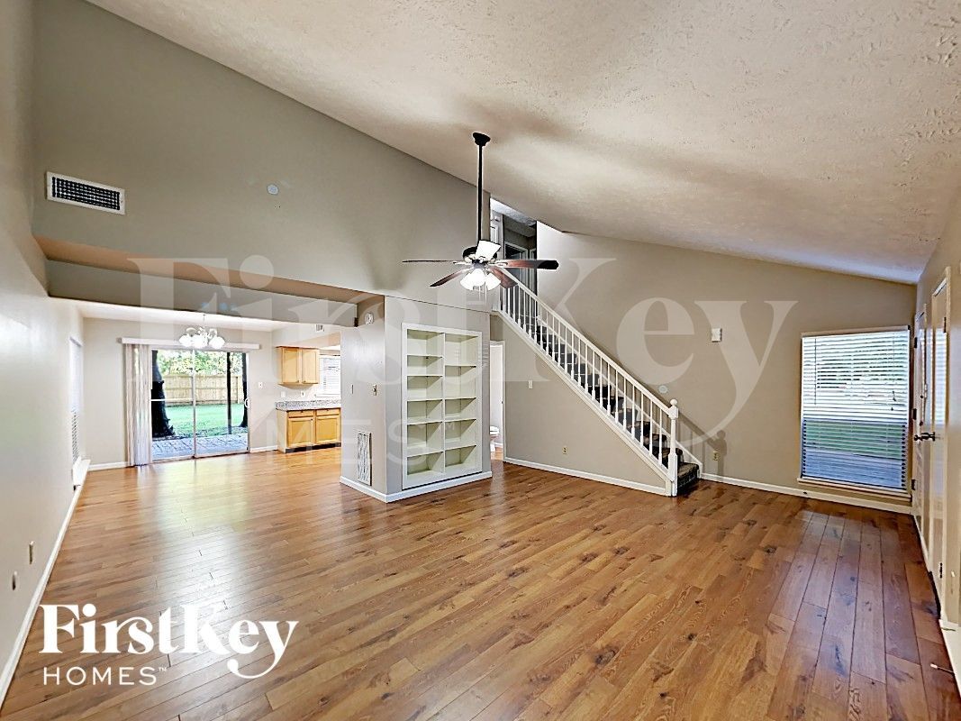 Building Photo - 3311 Birch Creek Dr