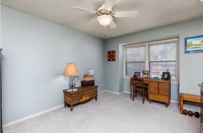 Building Photo - 15411 E 48th Terrace