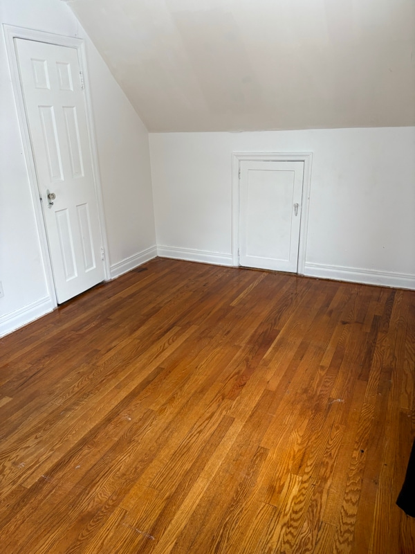 Building Photo - 23 Victor St