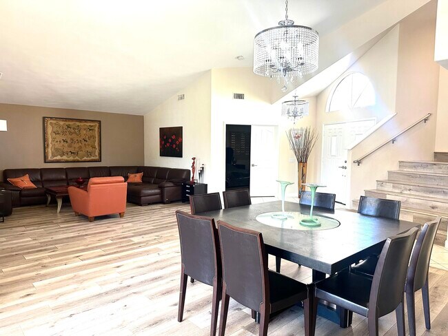 Building Photo - 76961 Sheffield Ct