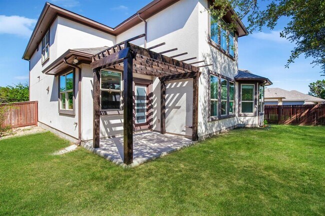Building Photo - 5724 Siragusa Dr