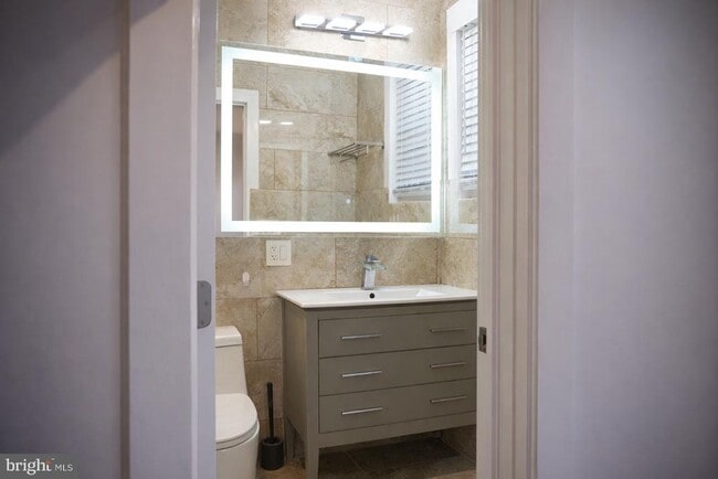 Building Photo - 1633 Kalmia Rd NW